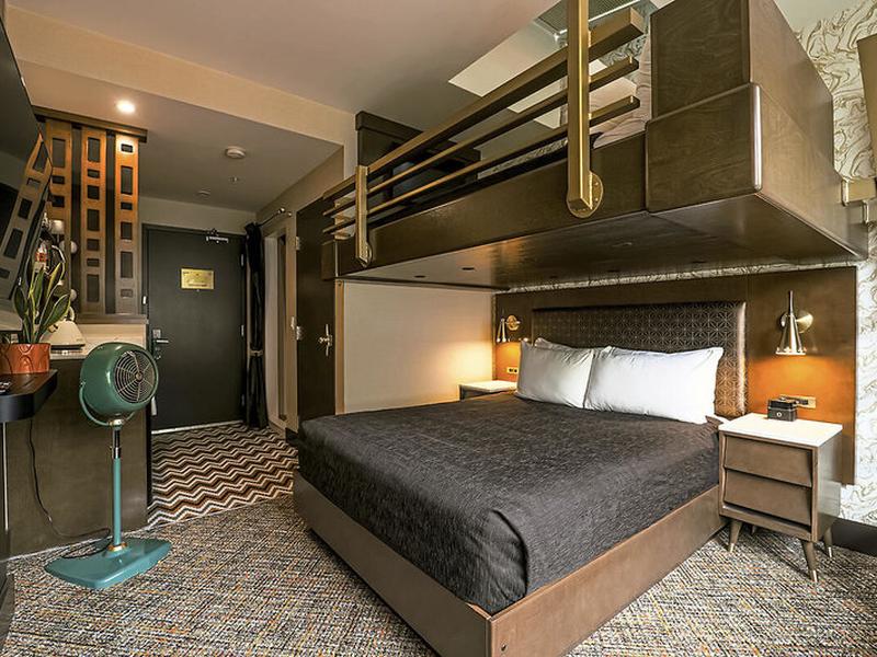 22BBE776C737000CCF9C7E8CA7184BB5