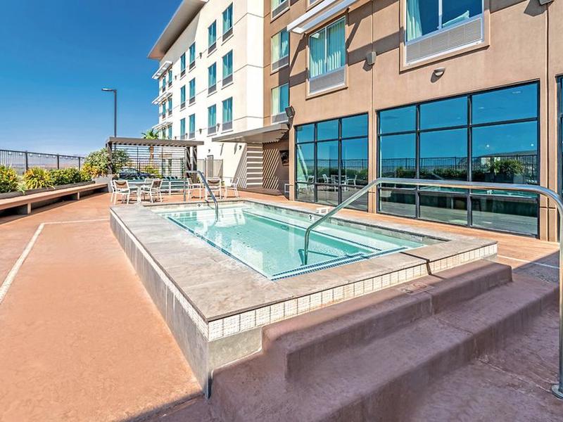 198A3B36ED03D78772E0BB1AE44E2874