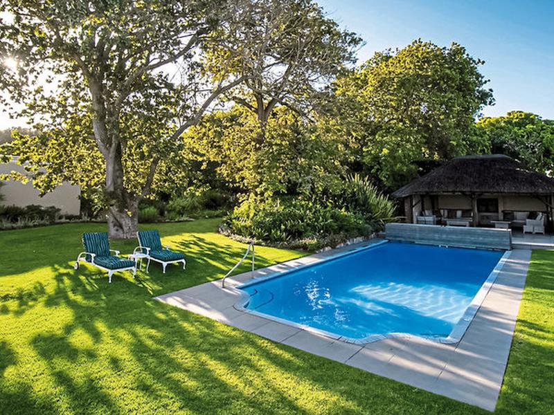 6CE518344B7CE64618C29C40446D81FF