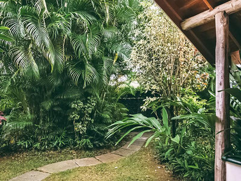 17B8E7B9FED2DB649E8BCA039193ECA4