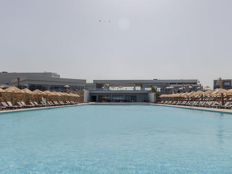 2E5BA8E6740F61BCA494A8B41C460FCC