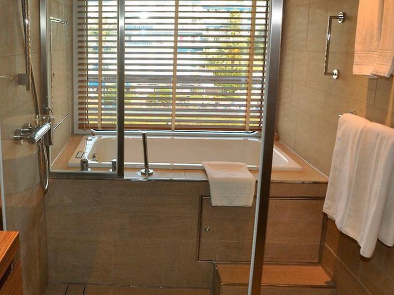 5C89A09639515D8558941415D9F4BBFF