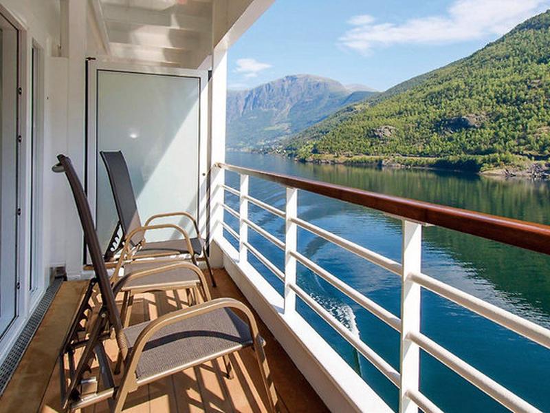 FB3B7078DC5180BFD438D586DA7D7930