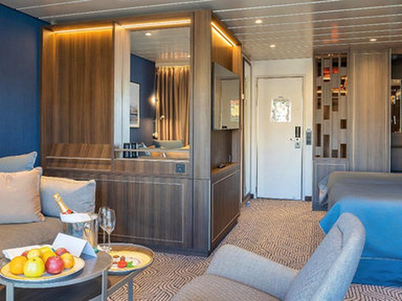 2C3492FC4834635940B1D99C6164EB5A