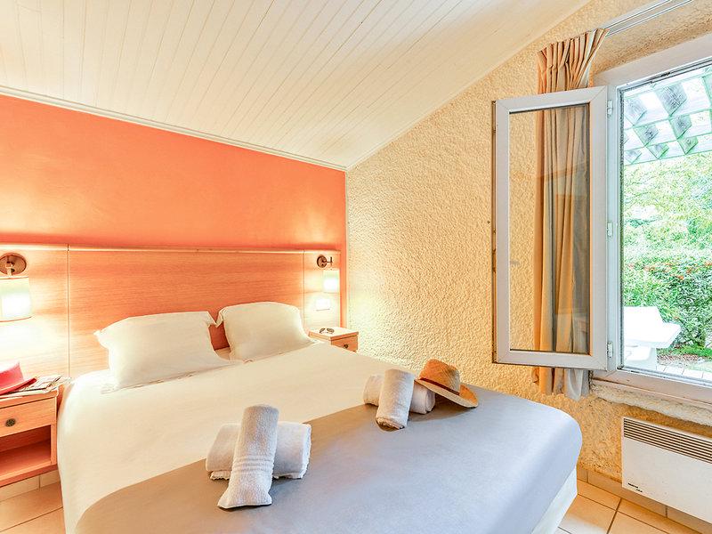 B5B1612046FEDA2D4F94D515A0666049