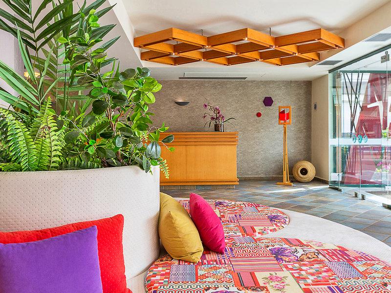 CEF89DFDA8B7E39B78A0EA40CAA9BAE2