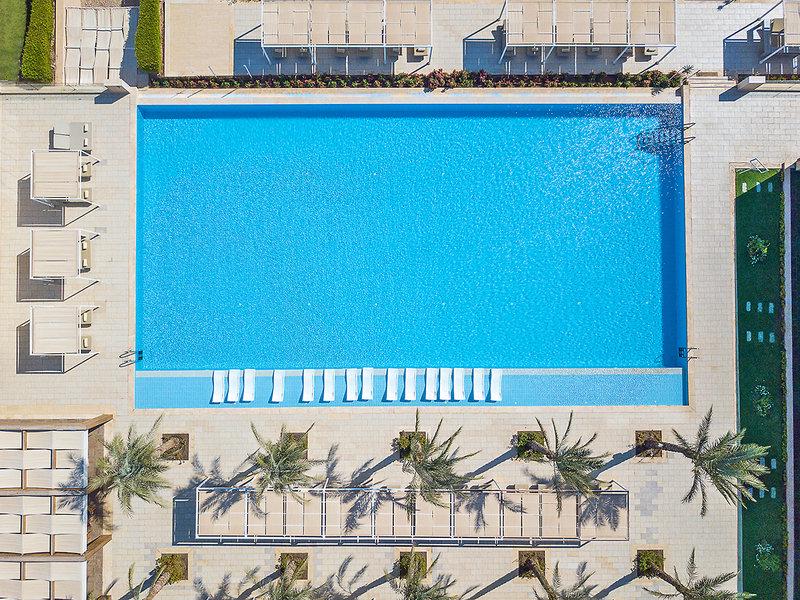 CF69B70850B297C1F70B2C7405F10827