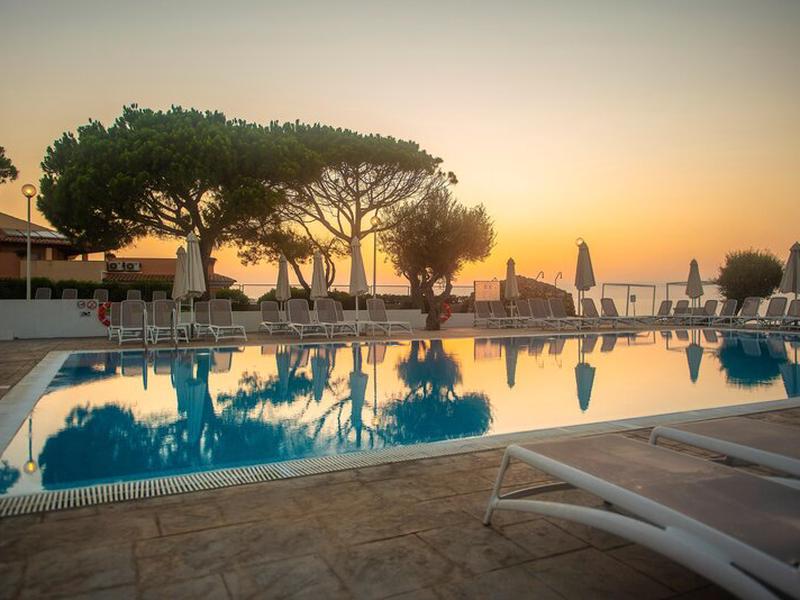 EA3DA330FD154F1DD4B1F24A66F37BF2