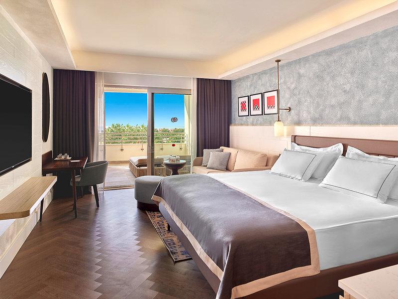 AF4950C209E7B2285985BB9E6225E270