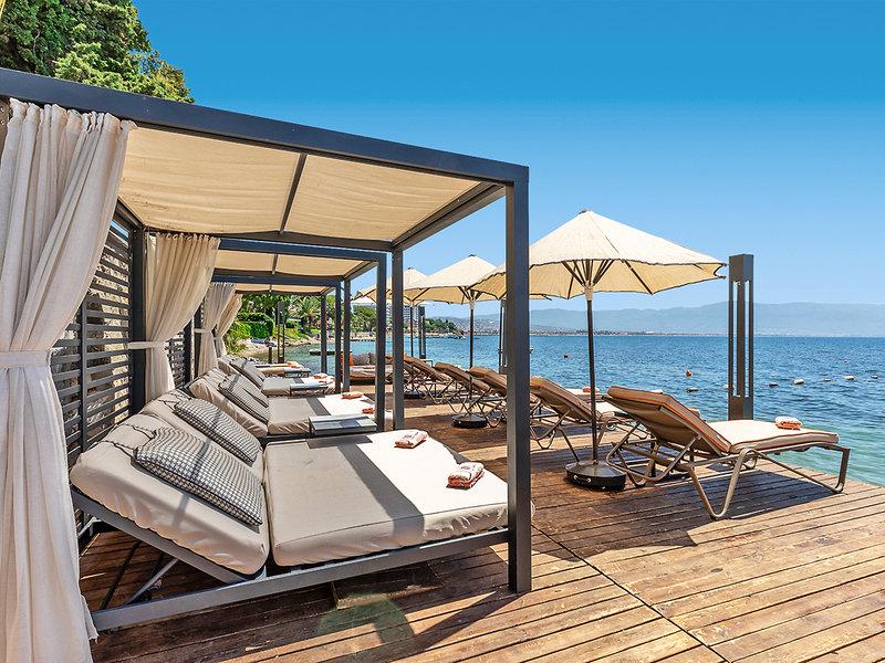 BB0255A13714E36A9E29514C55806AE5