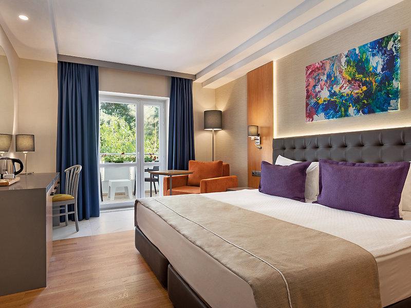 96B74DE290A63A3EE5A0F93EA033EC63