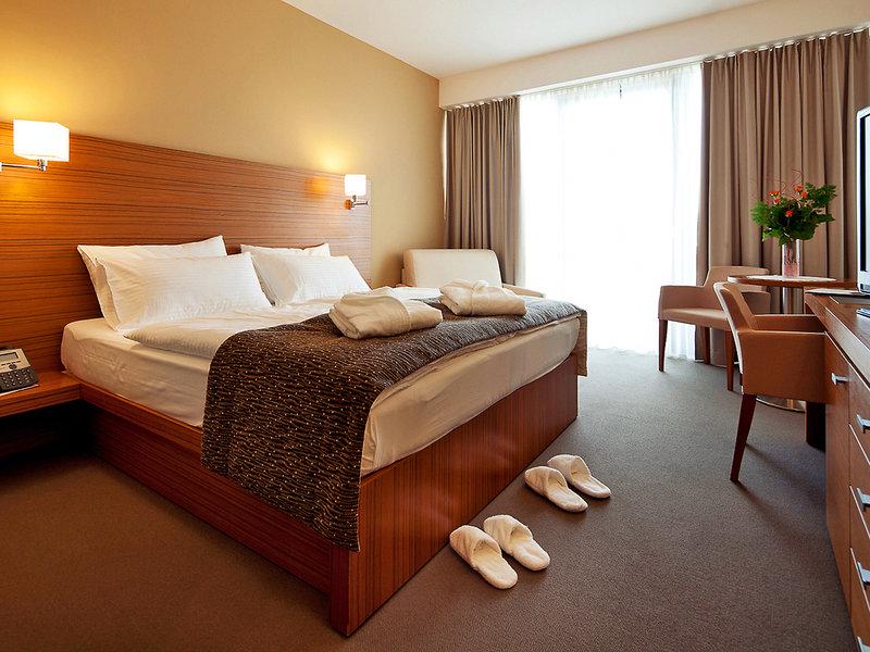 8FDDC787F93EDF413764FE9C5423B218