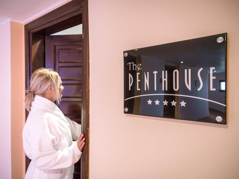 7593DB35335CB4DCB1A91F7BBA815E08