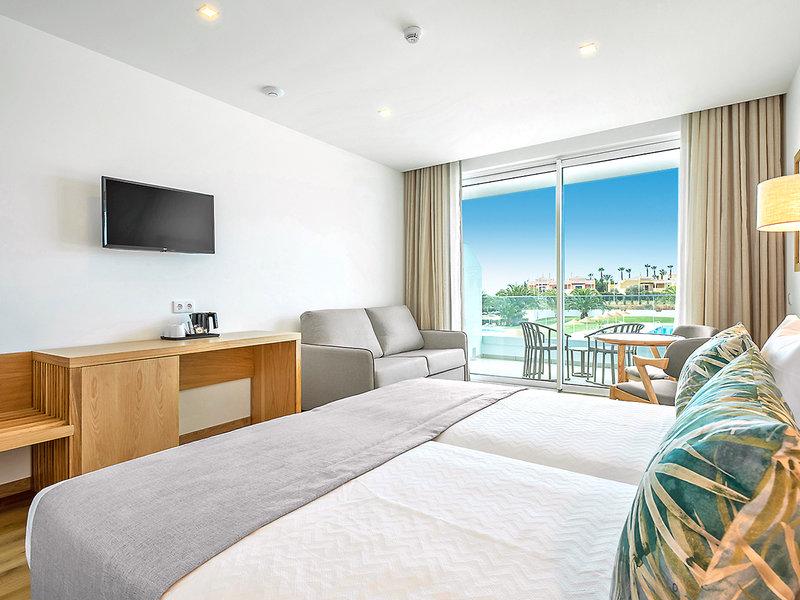 C328341FF731D6745A4D0F175D1823F8