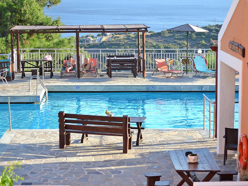 0533037B7C38217F9F122F82CEA59590