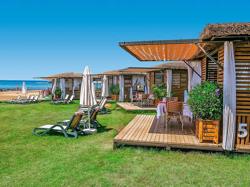 3DAABE1E97DF9C6A3B6FEF8FB817BA2A