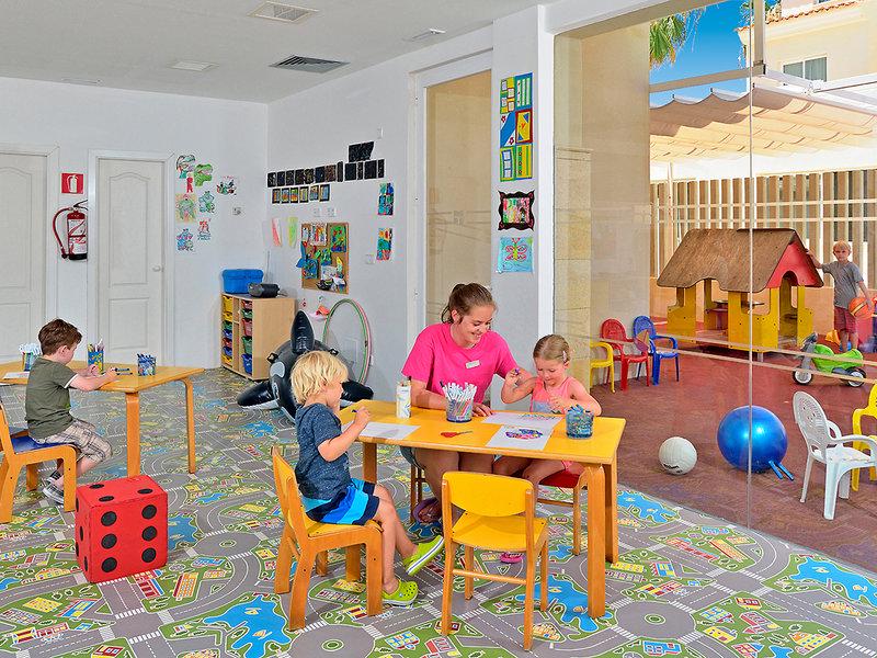 761DCFC82EB044DAE5B7651395C8C367