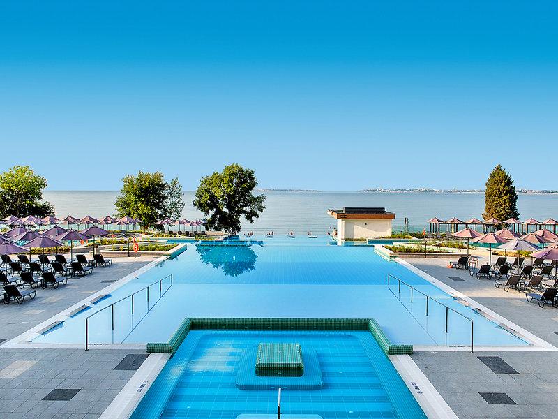 221E38162752236C734F1197F3F2D5A9