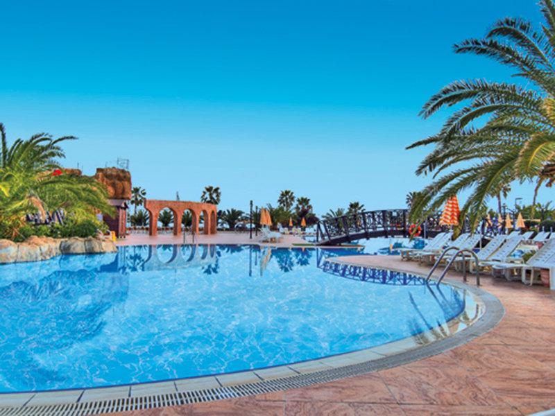 51E75AEACDCD8042C2961E93540C3DFF