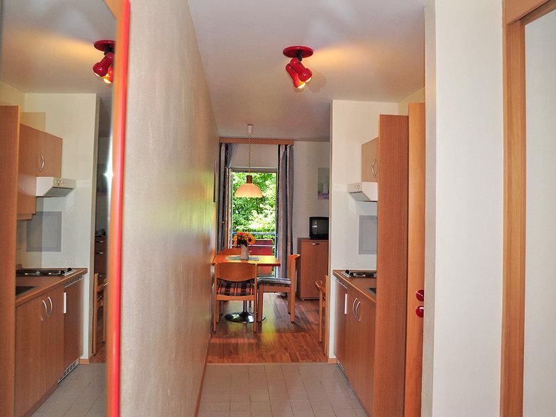 93863614148F42EFAB4DAC03CF02B868