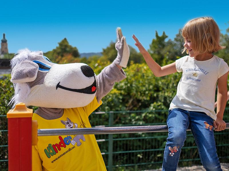 AC608FAB2348F4B35DA9555E24227A3F