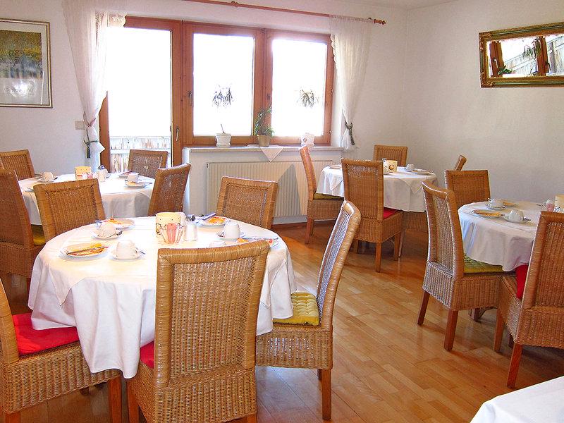 D1BF172B2478BEFEC30E91AD0496D15A