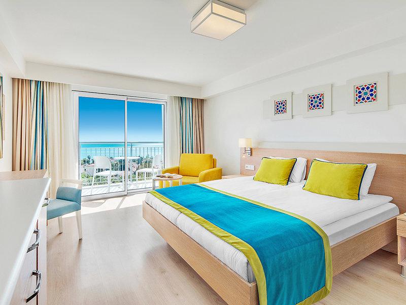 75651D636CAF22BA83D325B223EEF21E