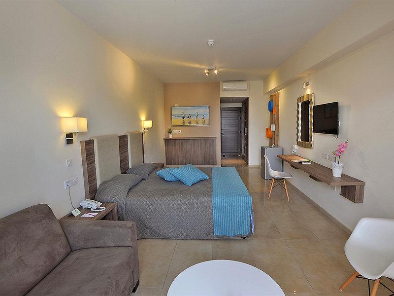 AF06CCA9A39FCA0E45CD41EAACBEB3ED