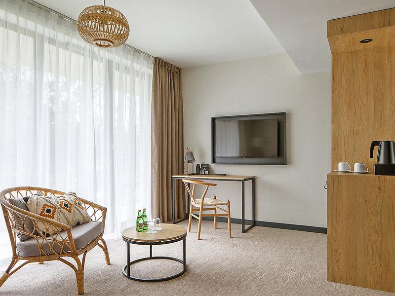 AA38D0F1F5F452A5AE507A6A19A36937