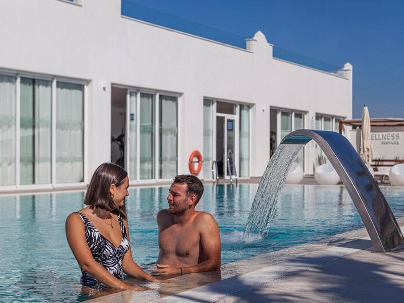 F8EAF3294247EE94F76CCC544521AF7A