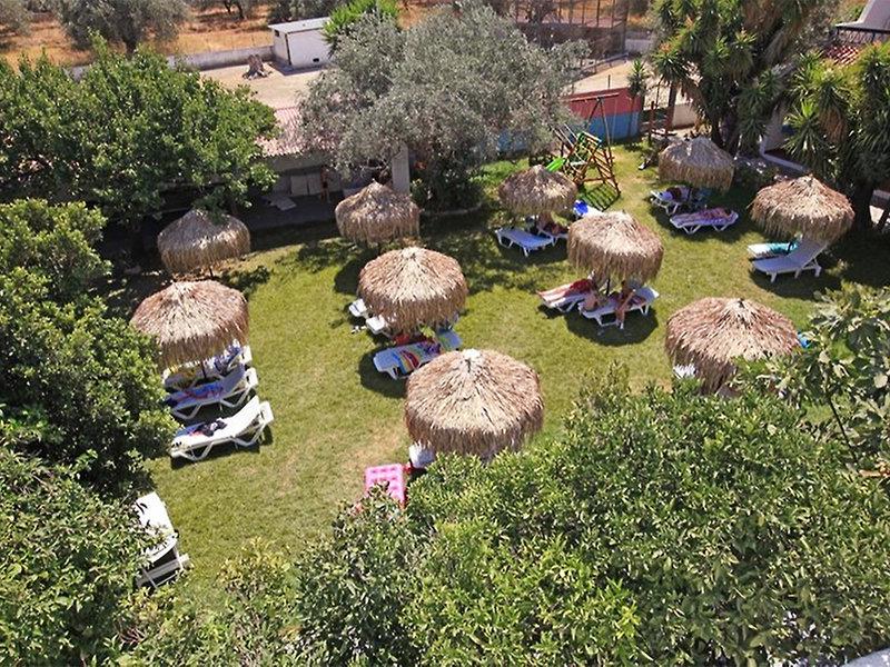 A8F6A0B1A4795F97CEF392EBDC25DC71