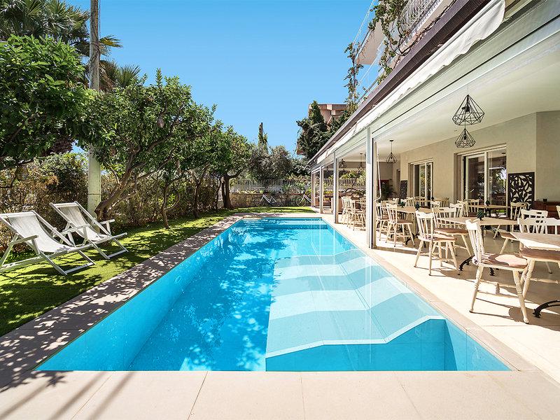 15AEA64BB4F574D945EFF50157CF658D