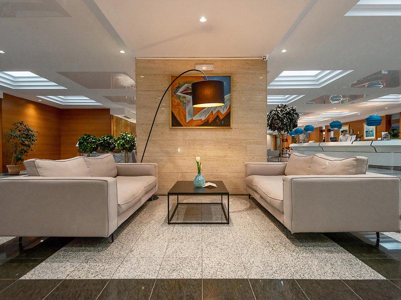 DFAA91D53EB25FD74D627F57749B9463