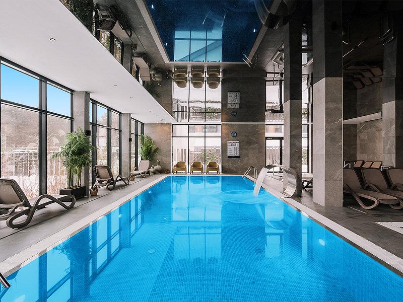 6E41F598ADA083F9AAE4F746F65D36E9