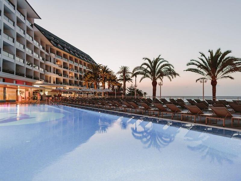 C49998B76BB1A132929C95C1CB949131