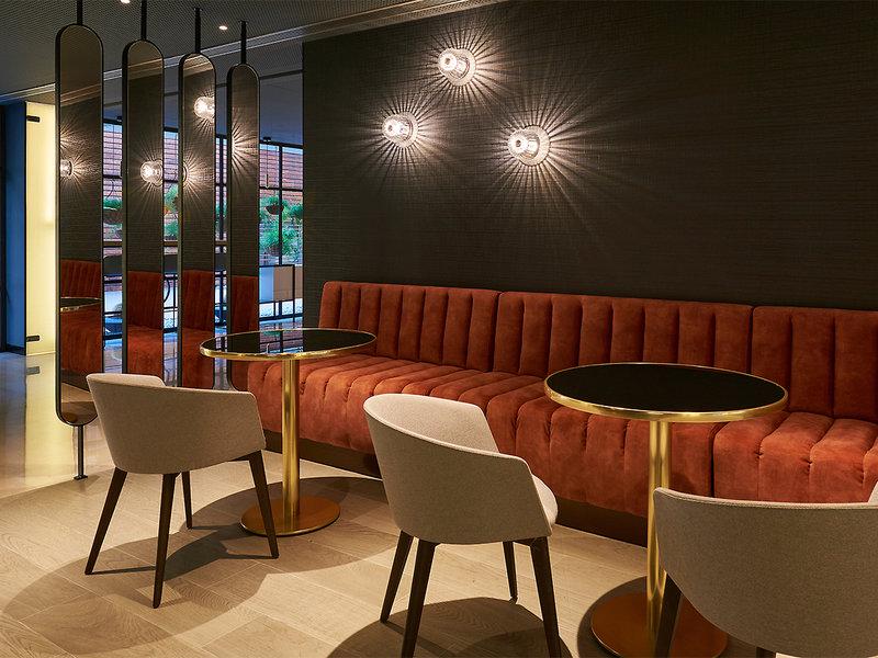 6E09BE2E8ECB8F40145197A4C929B8C5