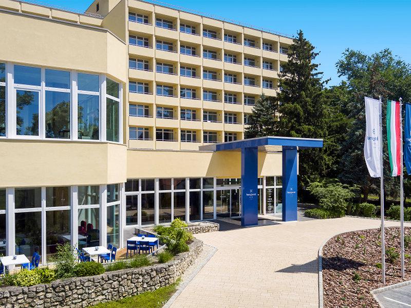 089795DBE23736BB642E325FEFF8C0B1