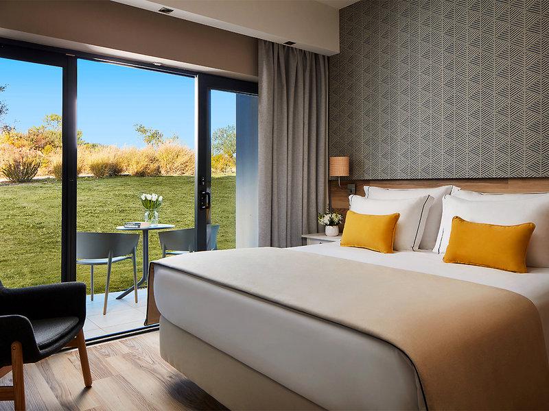 3386B8F9762F17E17E0CC3FC3D0D4E57