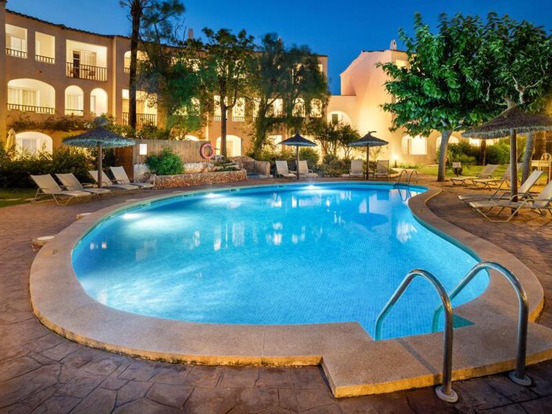 1384115D654C1AA0551F49D7CEF0E841