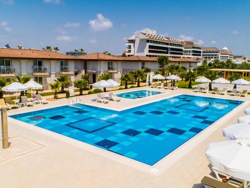 078B72E6E52F9CC6E19BD670BF0BA97F