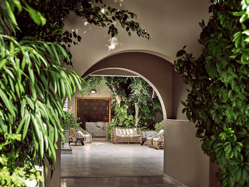 CD8850048744C75E3A90EAC3D2E273D4