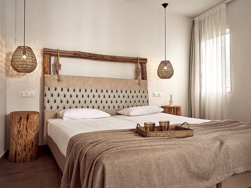 D7A827D4308300650FA6413B8000D911