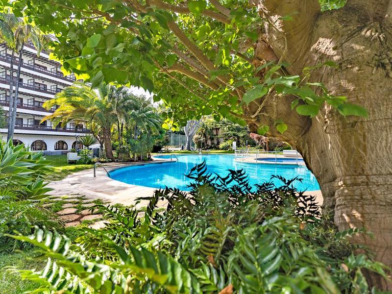 AAA132EE53379EA09CAD62FEBE0543E8