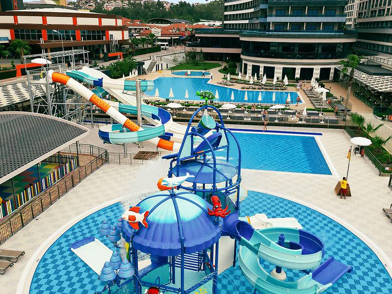 070A501FC383BA8E9D7D5002557930CF