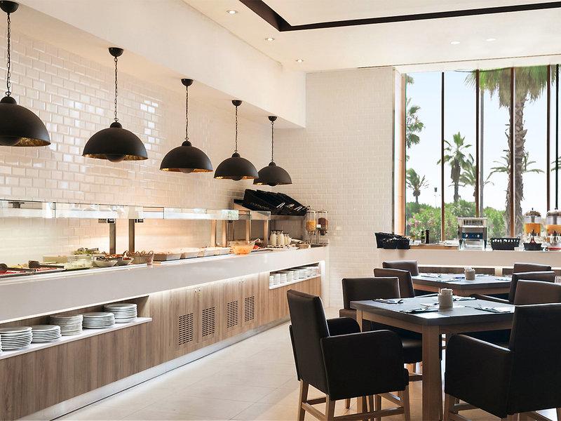 C98866BE9F891AFDDA2FEE359C01441B