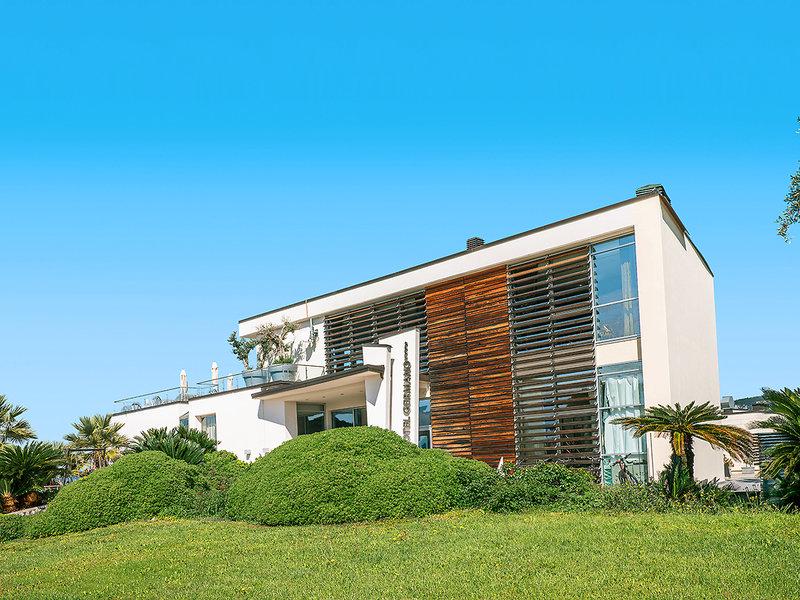 196F7555B864C07334692BCAE0D157D5