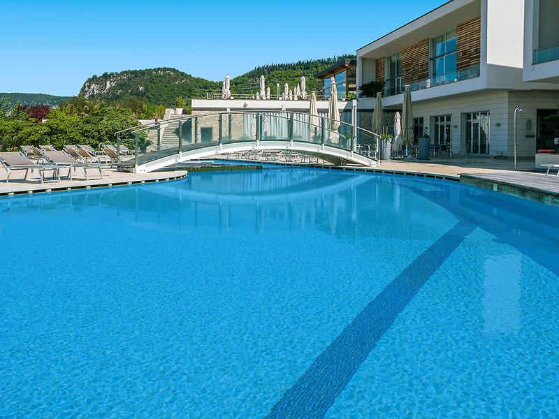 B499F6CC8F0EB3CCA13B97BD5314EBF5