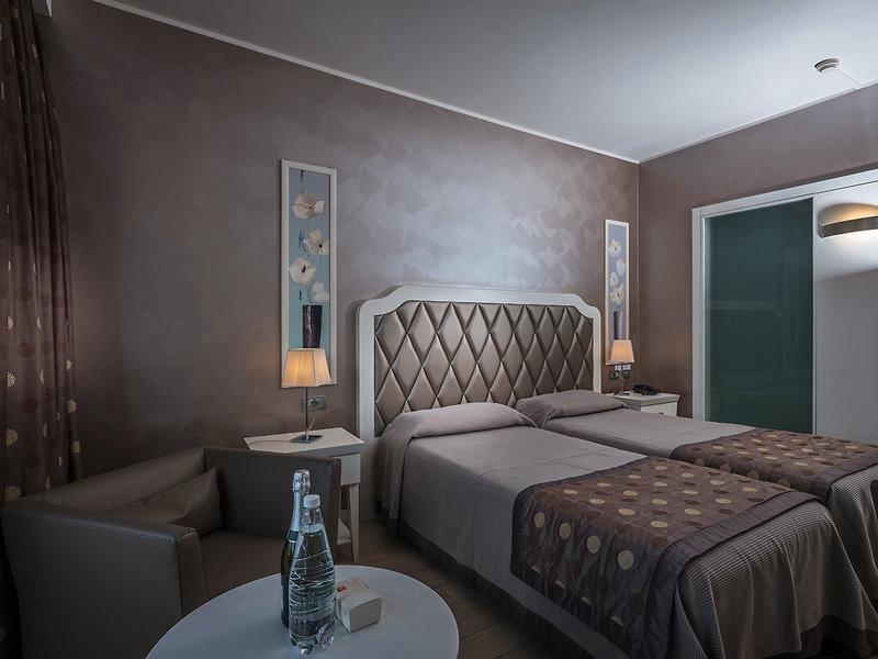 3117B8DC690137ED00F7123714202574