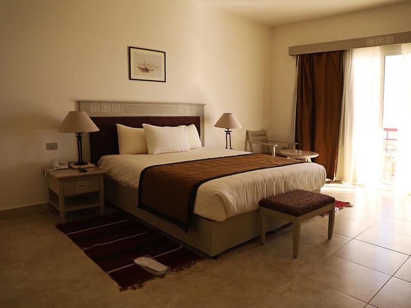 37B7F36F19B05CD71872FE8A157E199A