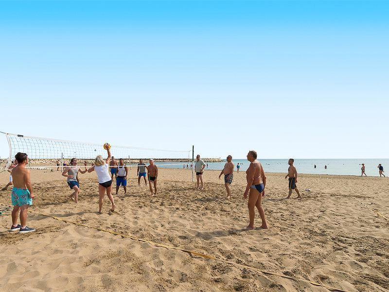 7D4D0997DCB6740697C13E3BC5E7270C